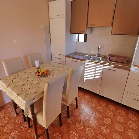 Peaceful House Senija - Four Bedroom With Terrace &sea View Ferienhaus *