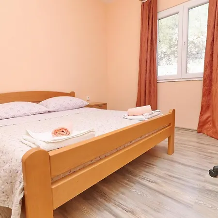 Peaceful House Senija - Four Bedroom With Terrace &sea View