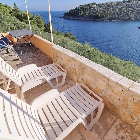 Peaceful House Senija - Four Bedroom With Terrace &sea View * Ostrvo Šijak