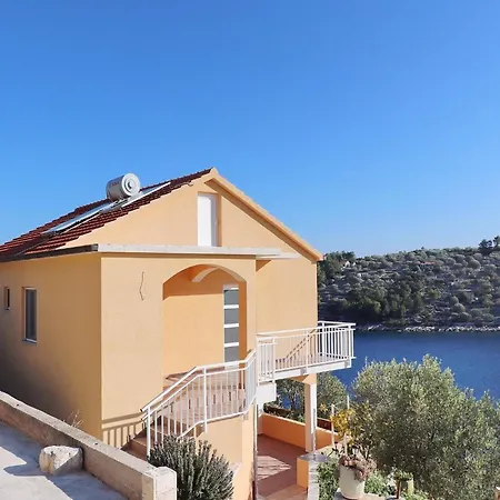 Peaceful House Senija - Four Bedroom With Terrace &sea View Ostrvo Šijak