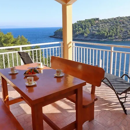 Peaceful House Senija - Four Bedroom With Terrace &sea View Ostrvo Šijak